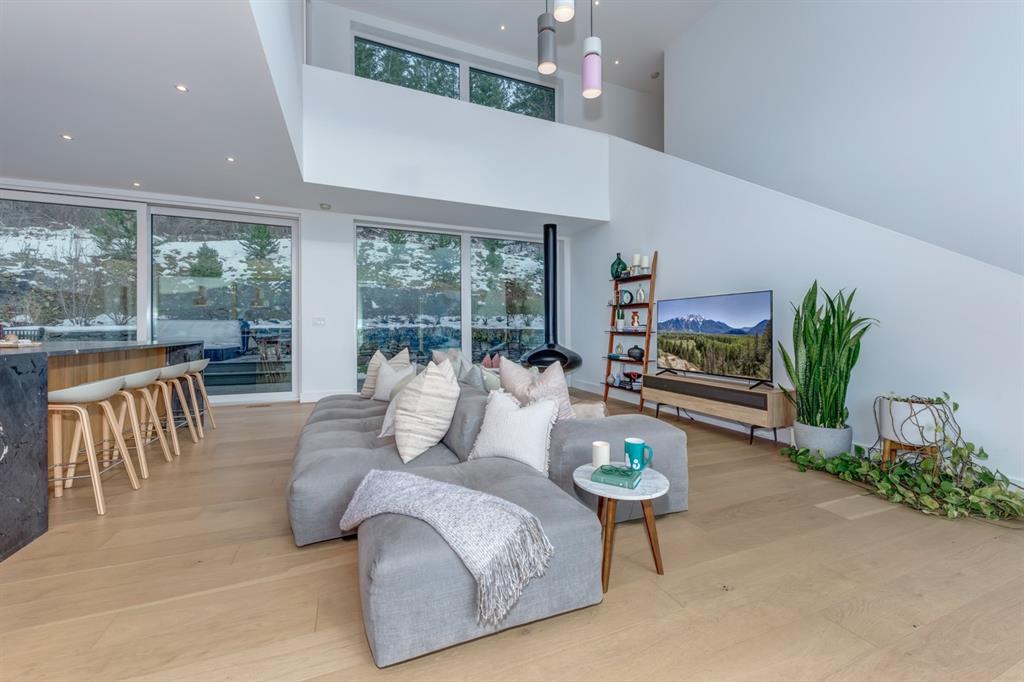 1704 Sugarloaf Place