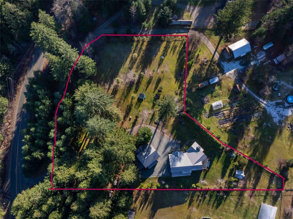 7703 Pemberton Portage Road