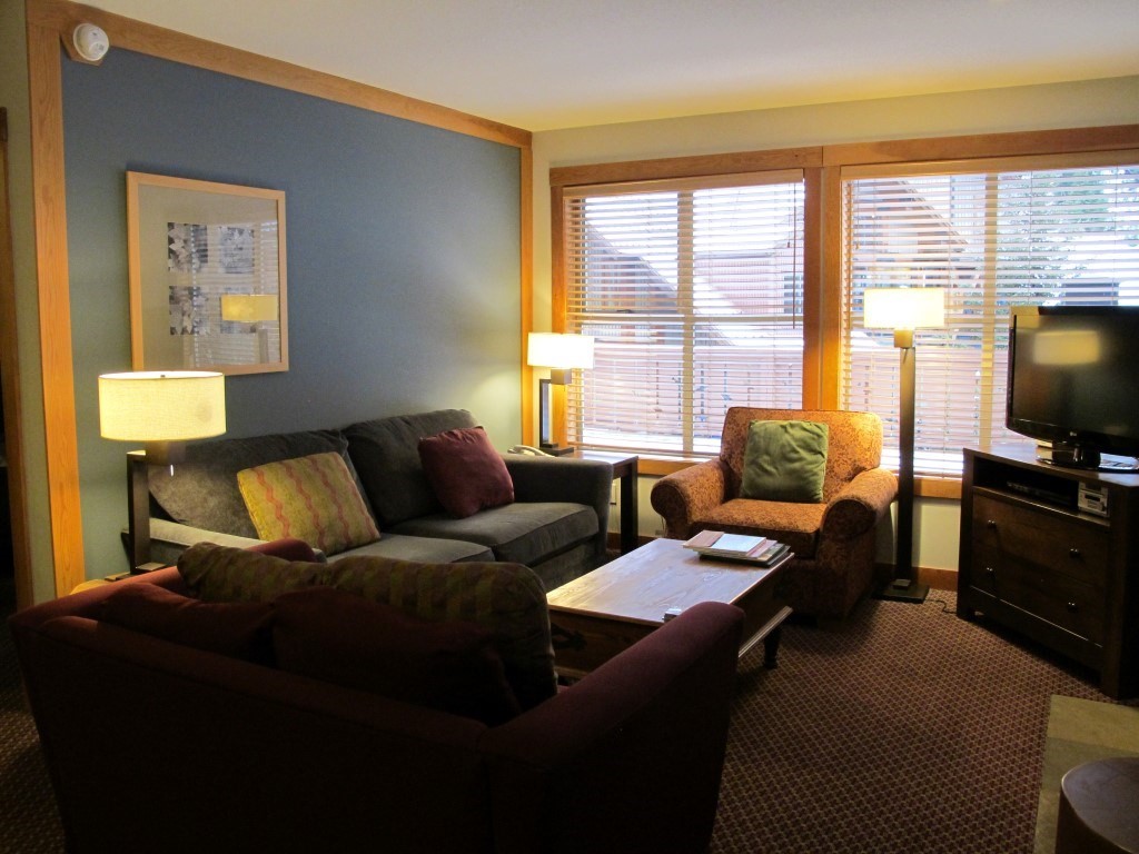 #201-D – 2036 London Lane