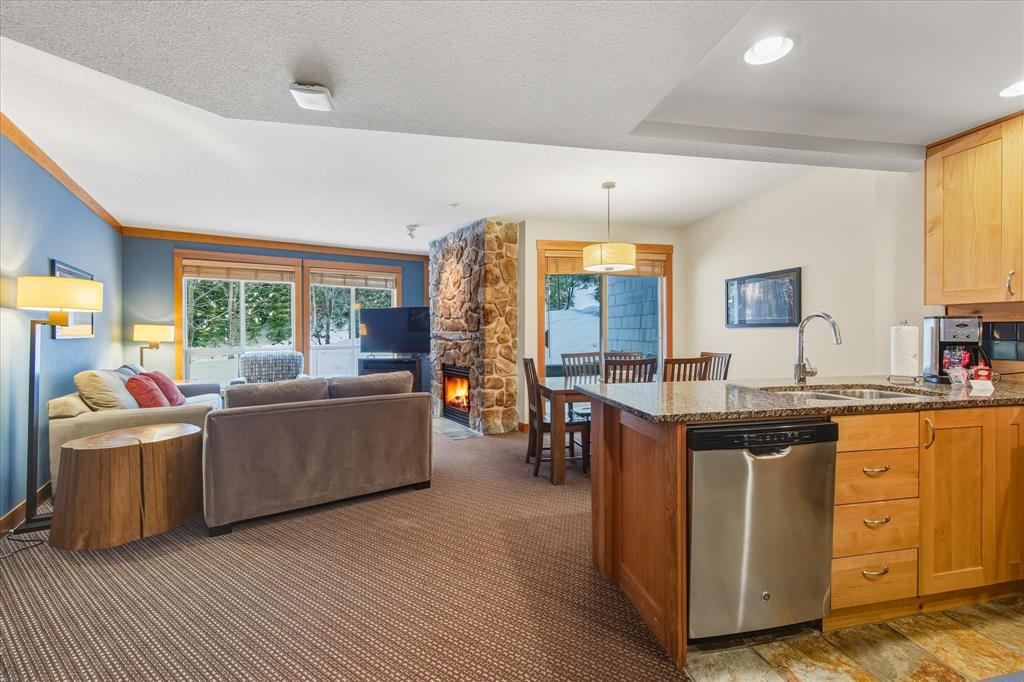 #226A – 2036 London Lane