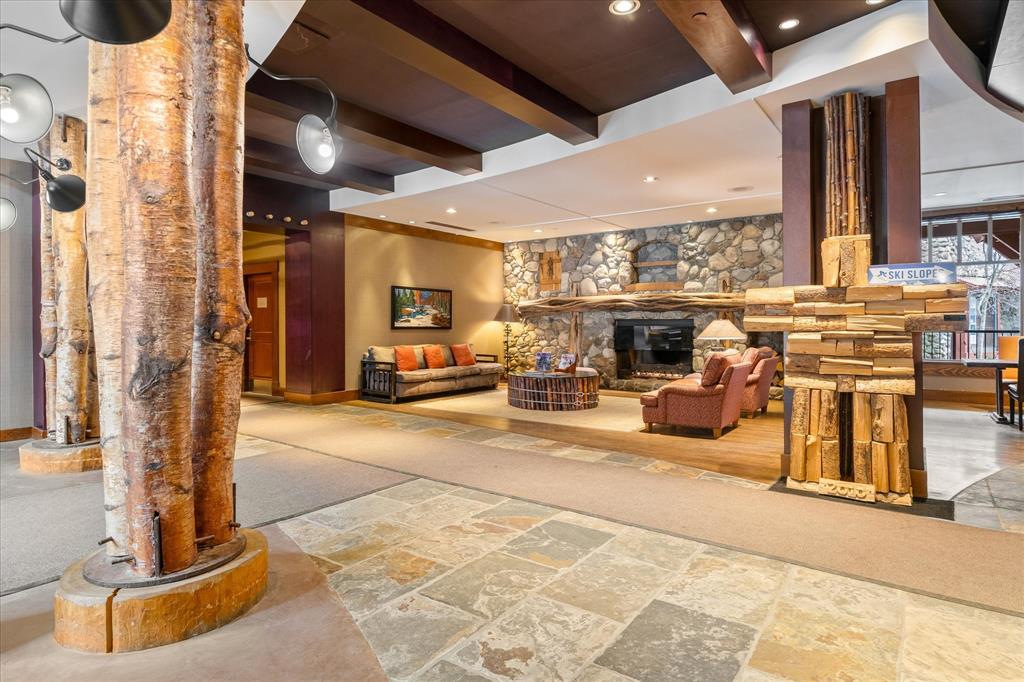 #226A – 2036 London Lane