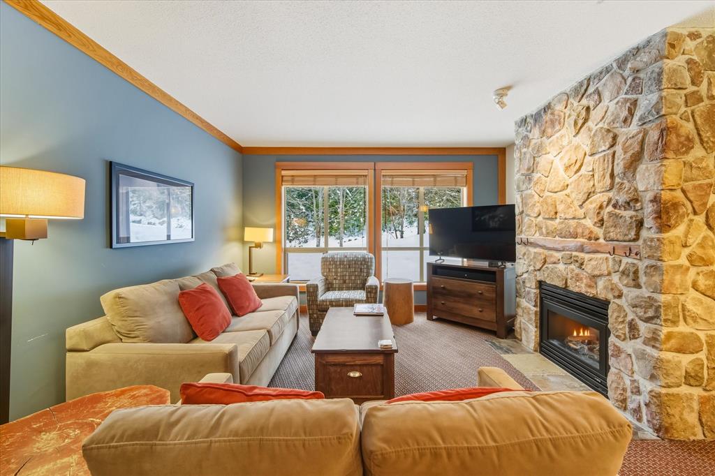 #226A – 2036 London Lane