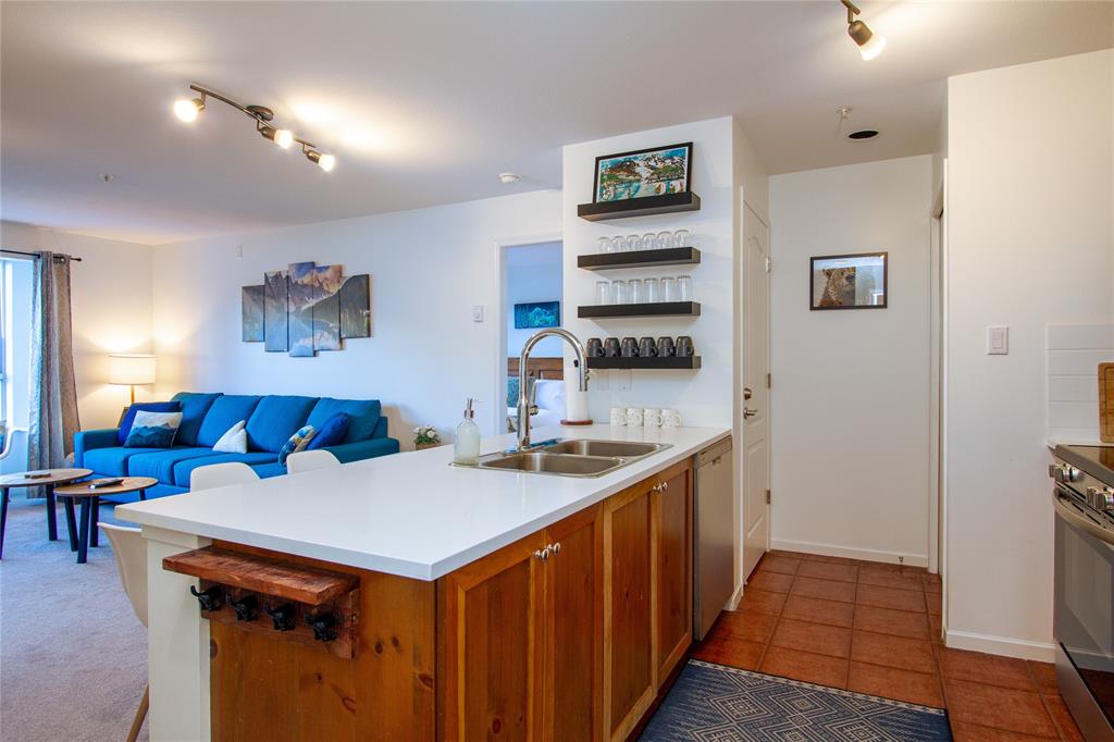 #336 – 4314 Main Street