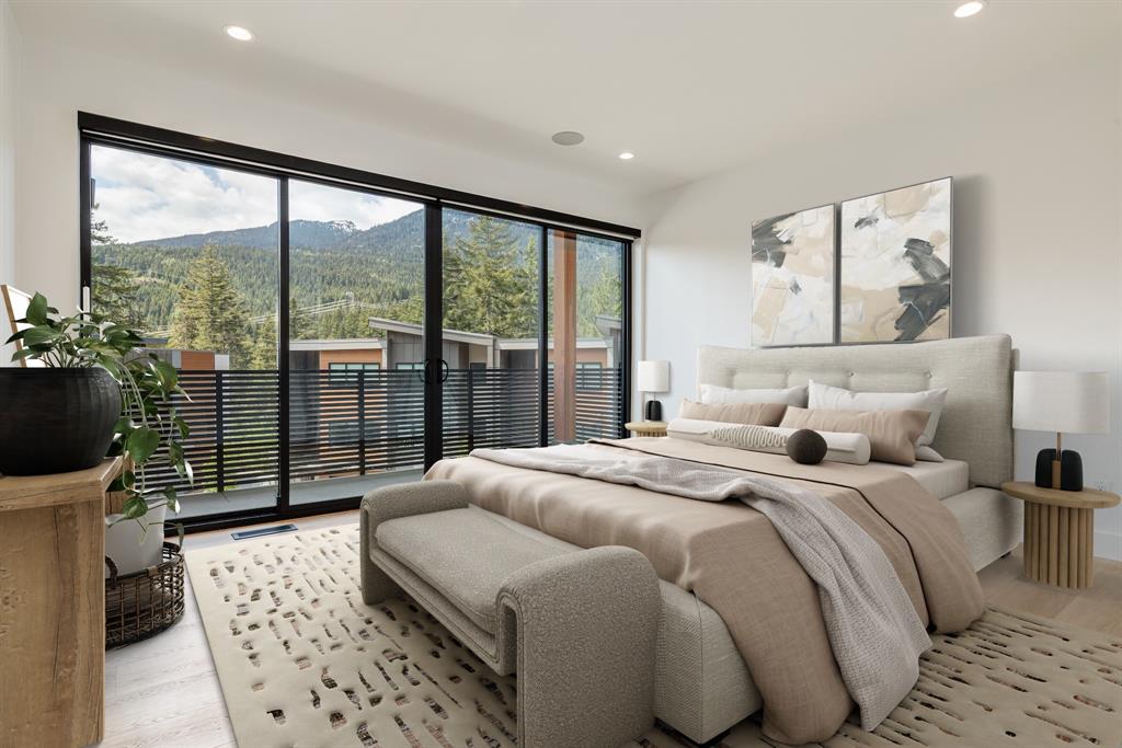 #18 – 2077 Garibaldi Way