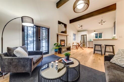 3273 Arbutus interior and exterior views for David Nagel real estate.