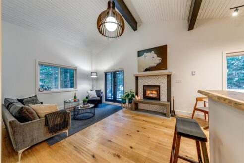 3273 Arbutus interior and exterior views for David Nagel real estate.