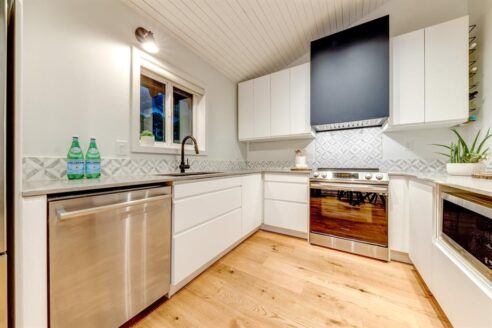 3273 Arbutus interior and exterior views for David Nagel real estate.