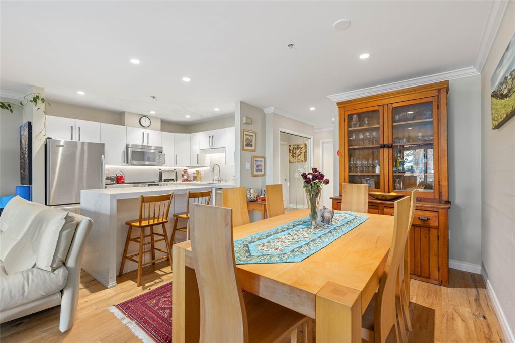 #18 – 4637 Blackcomb Way