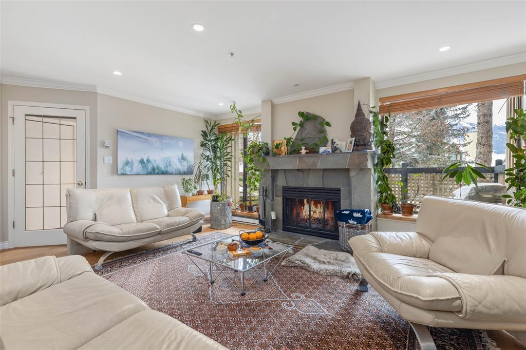 #18 – 4637 Blackcomb Way