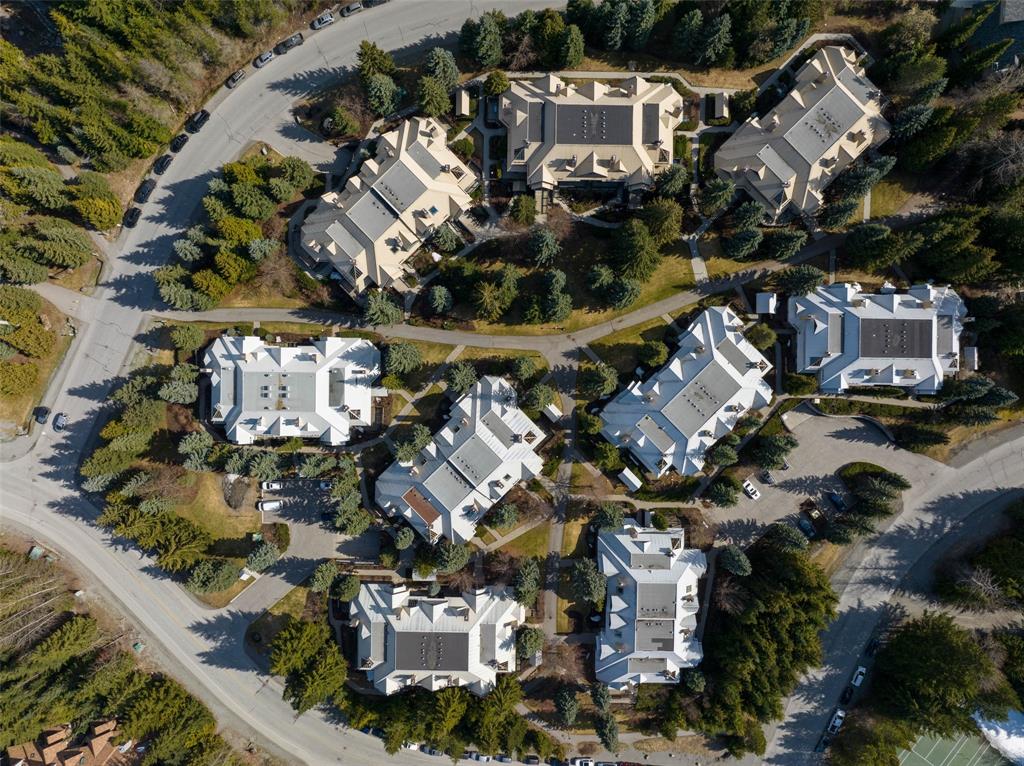 #18 – 4637 Blackcomb Way