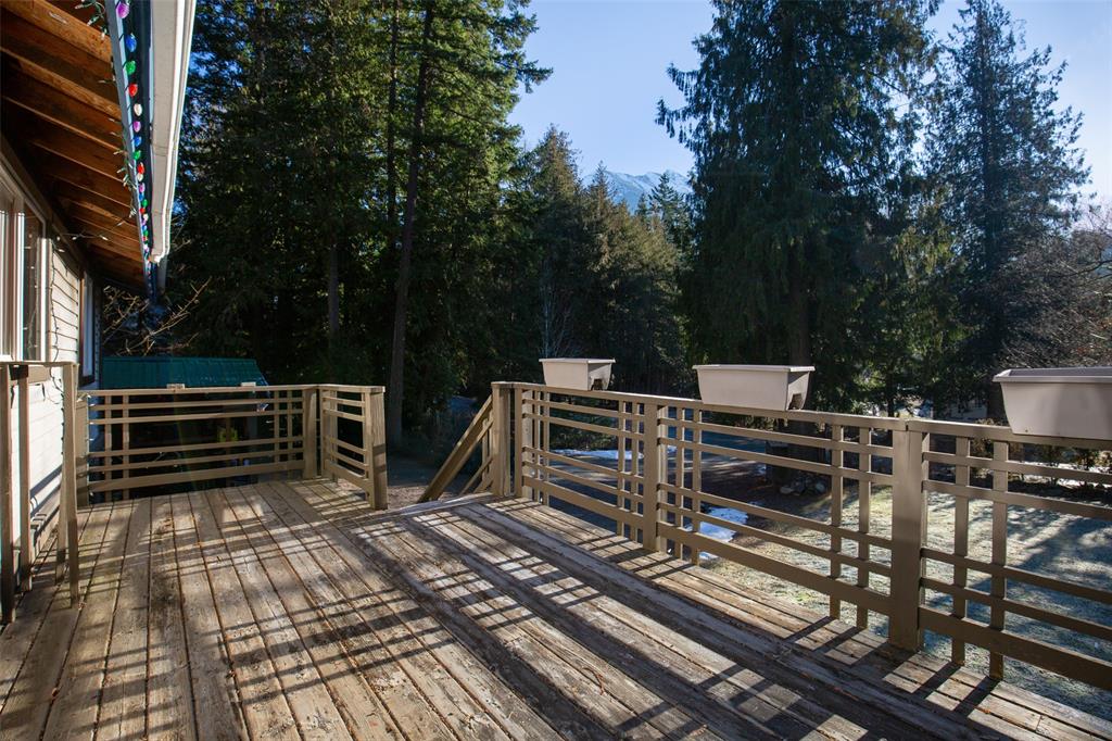 9245 Pemberton Portage Road