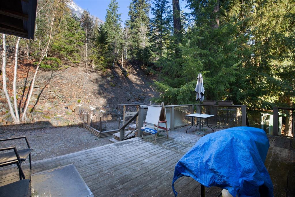 9245 Pemberton Portage Road