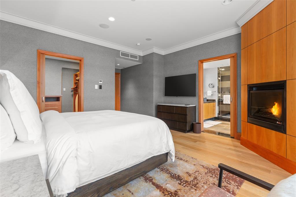 #52 – 4617 Blackcomb Way