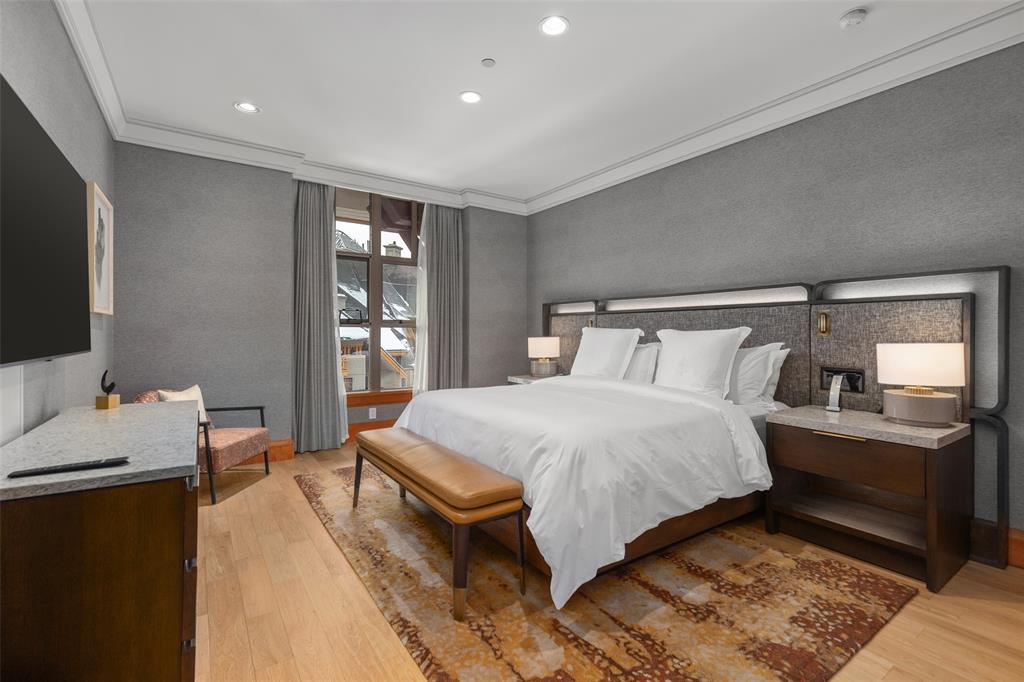 #52 – 4617 Blackcomb Way