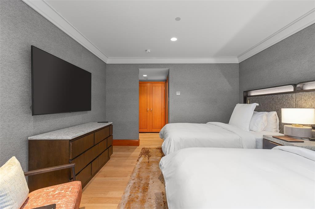 #52 – 4617 Blackcomb Way