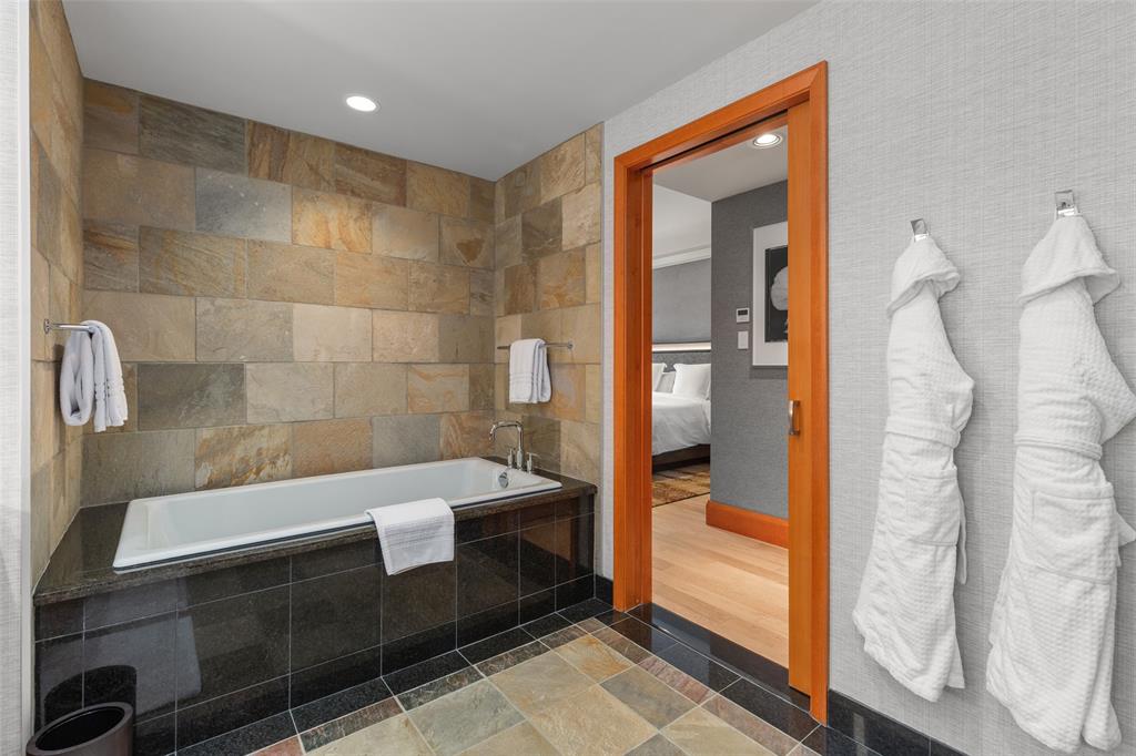 #52 – 4617 Blackcomb Way