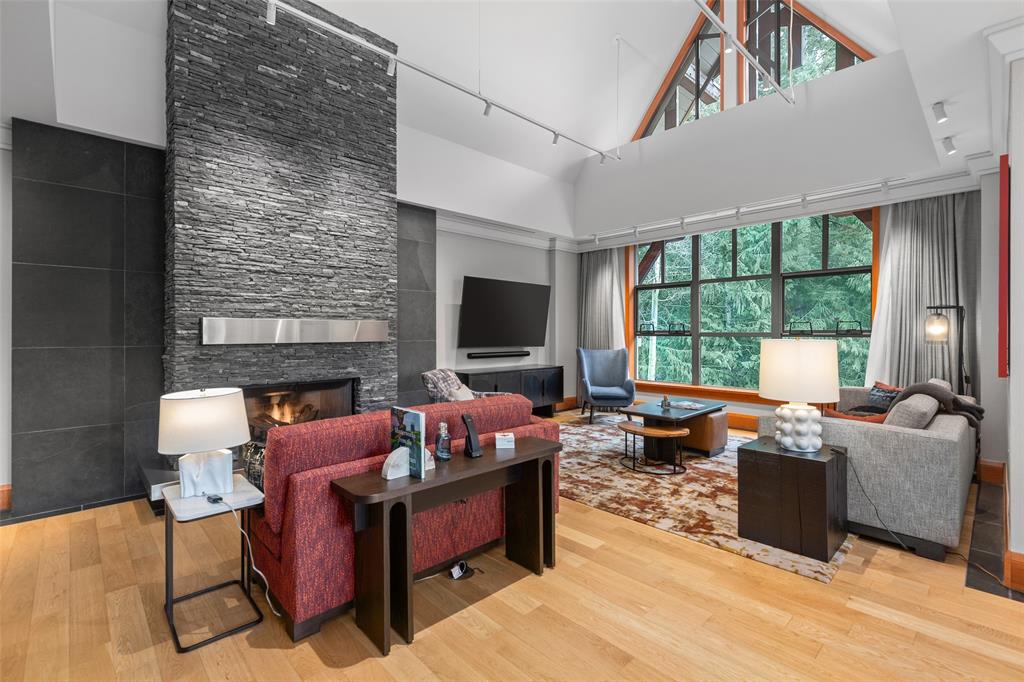 #52 – 4617 Blackcomb Way