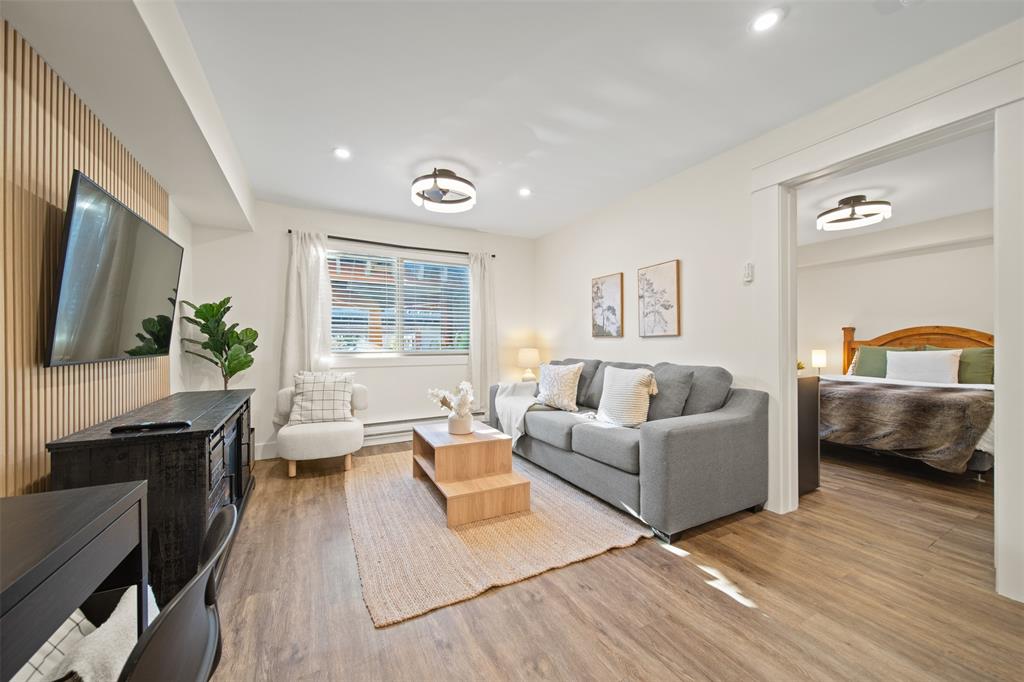 #101 – 2021 Karen Crescent