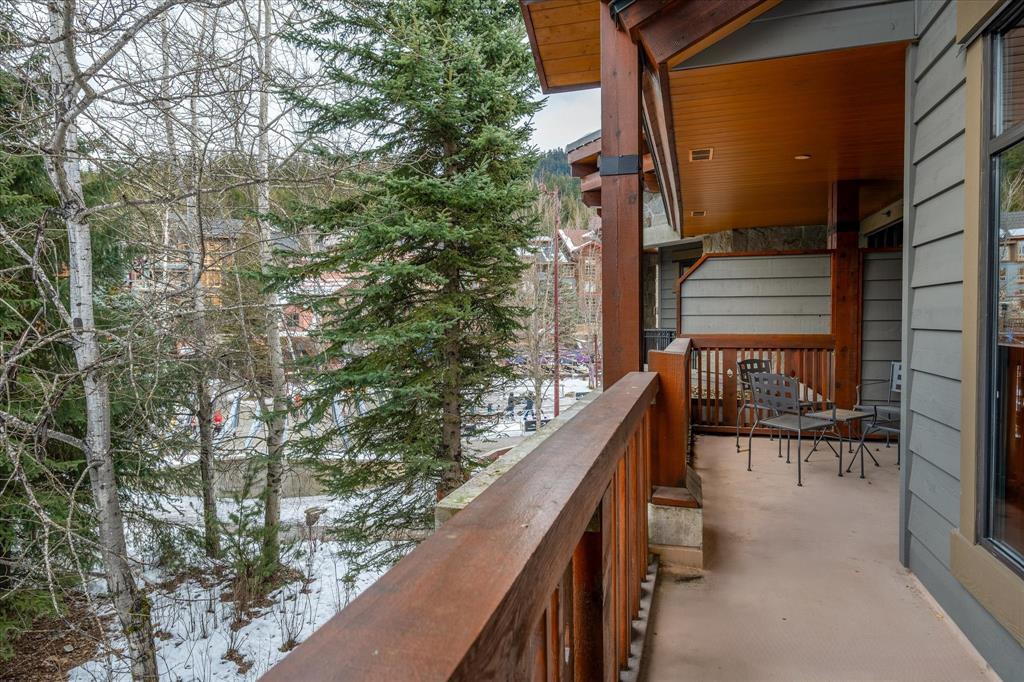 #208 – 2202 Gondola Way