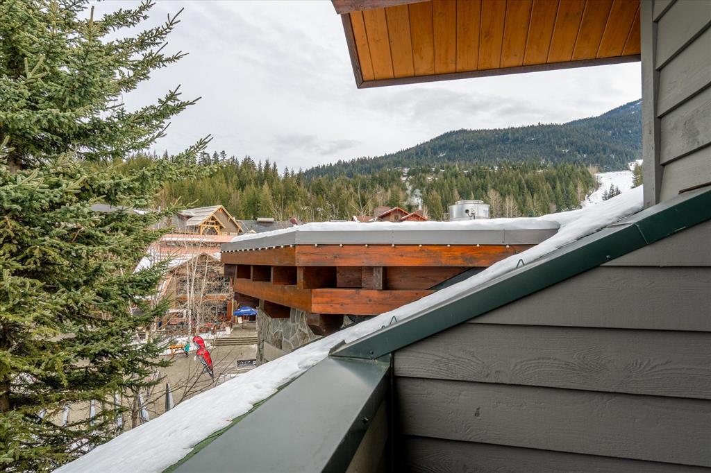 #208 – 2202 Gondola Way