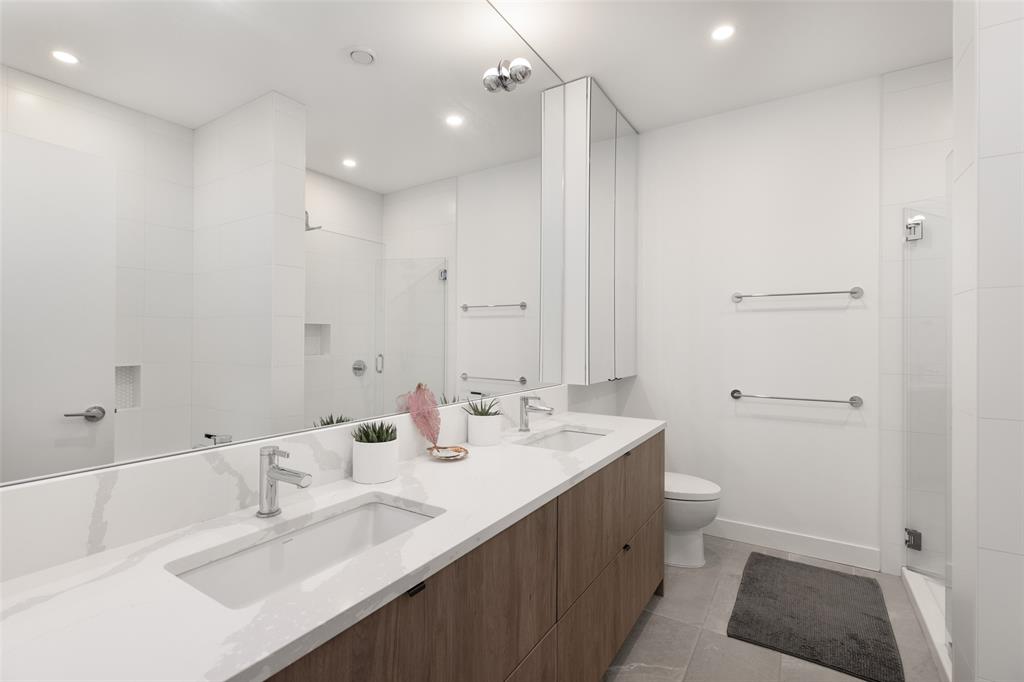 #44 – 4000 Sunstone Way