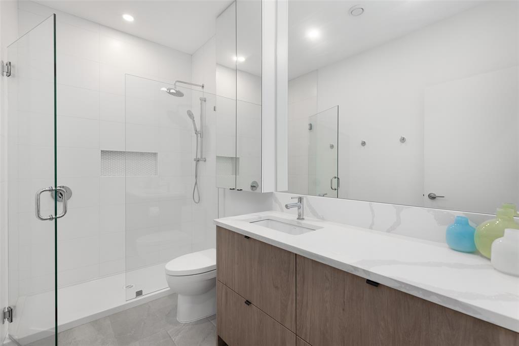 #44 – 4000 Sunstone Way