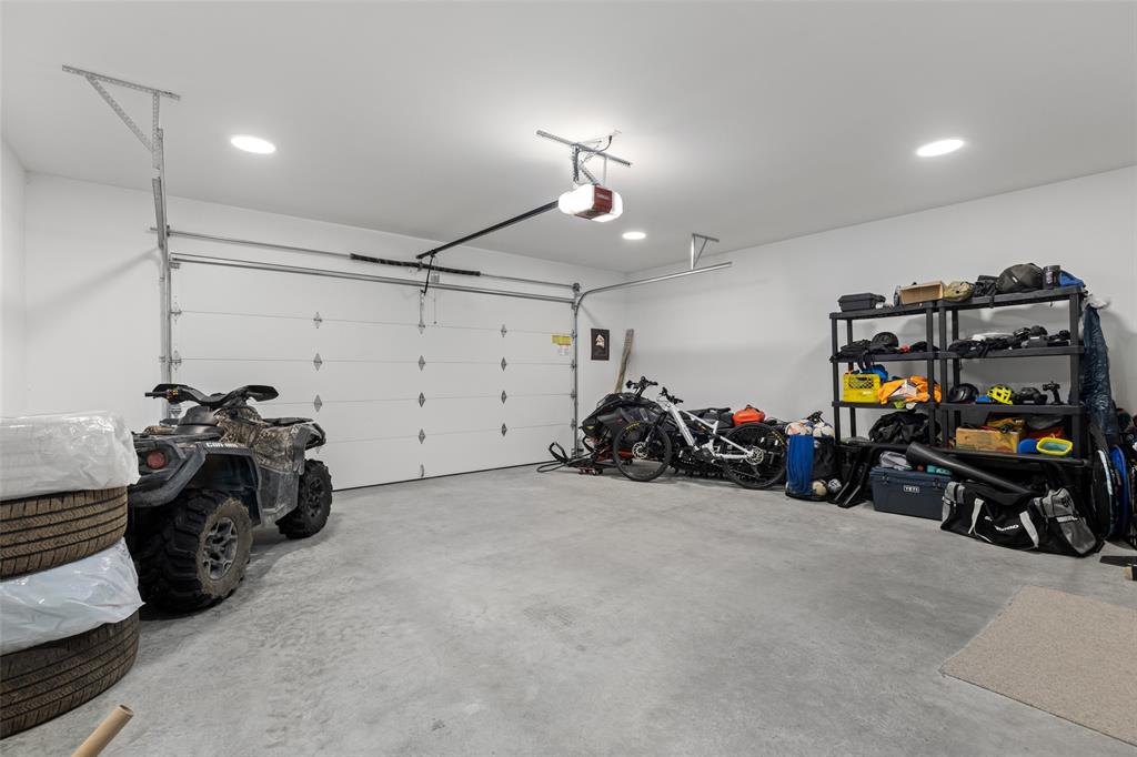 #44 – 4000 Sunstone Way