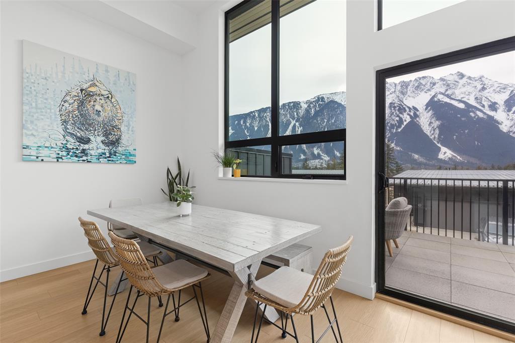 #44 – 4000 Sunstone Way