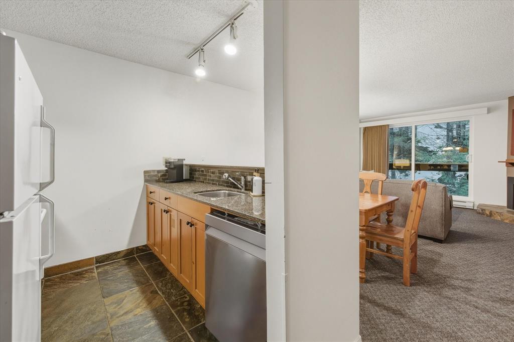 #423 – 4200 Whistler Way