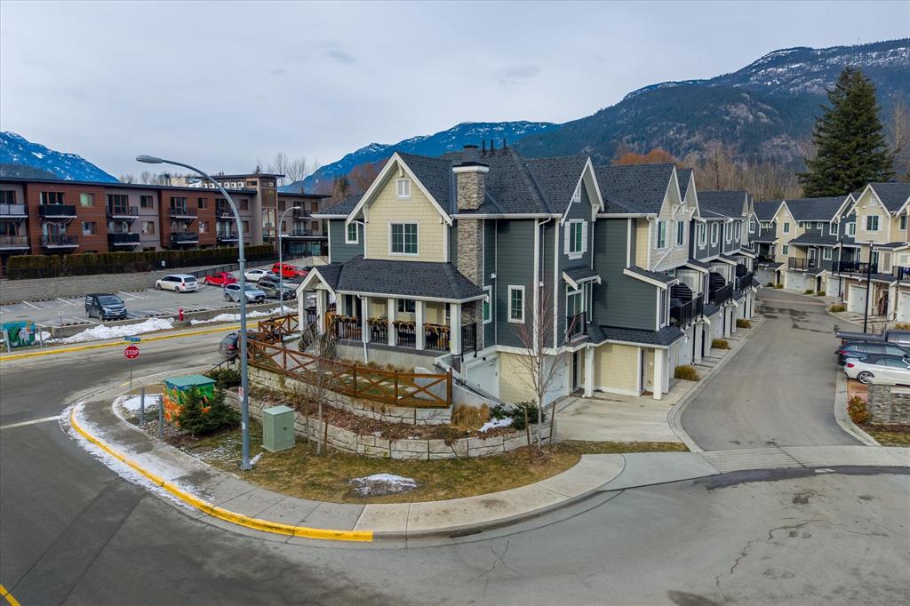 #1 – 7360 Crabapple Court