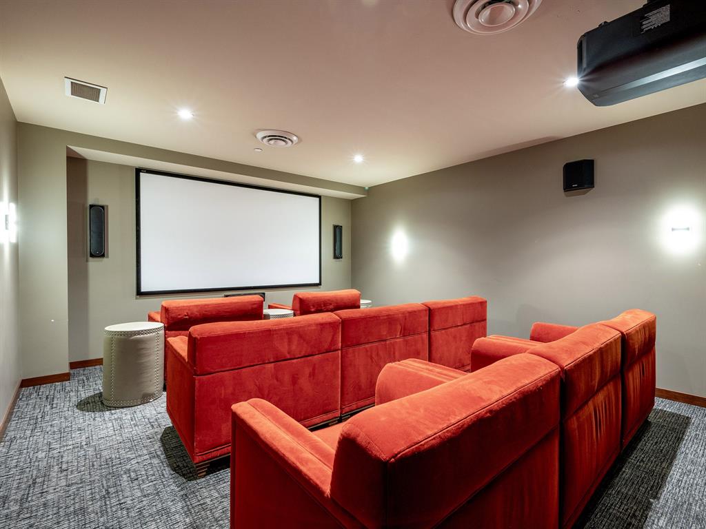 #414A – 2020 London Lane