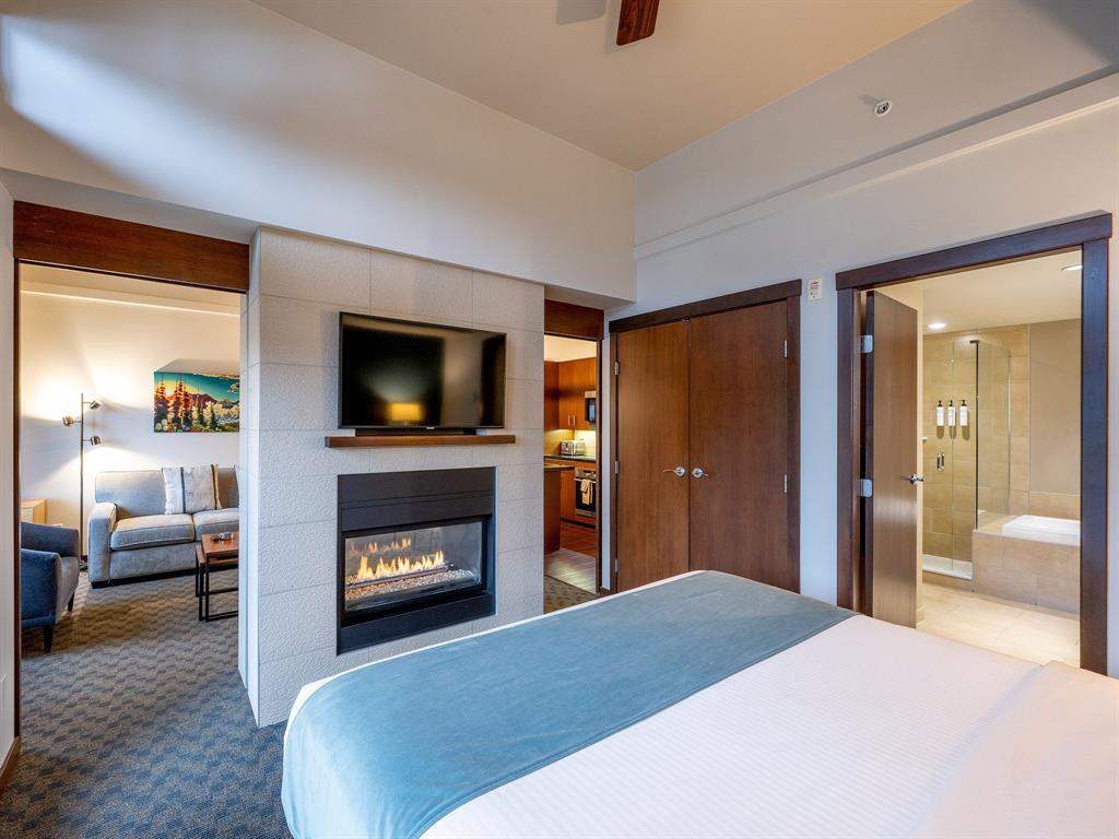 #414A – 2020 London Lane