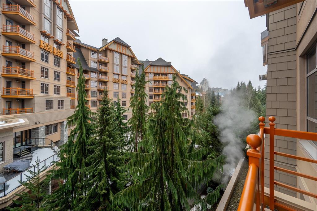 #454 – 4591 Blackcomb Way