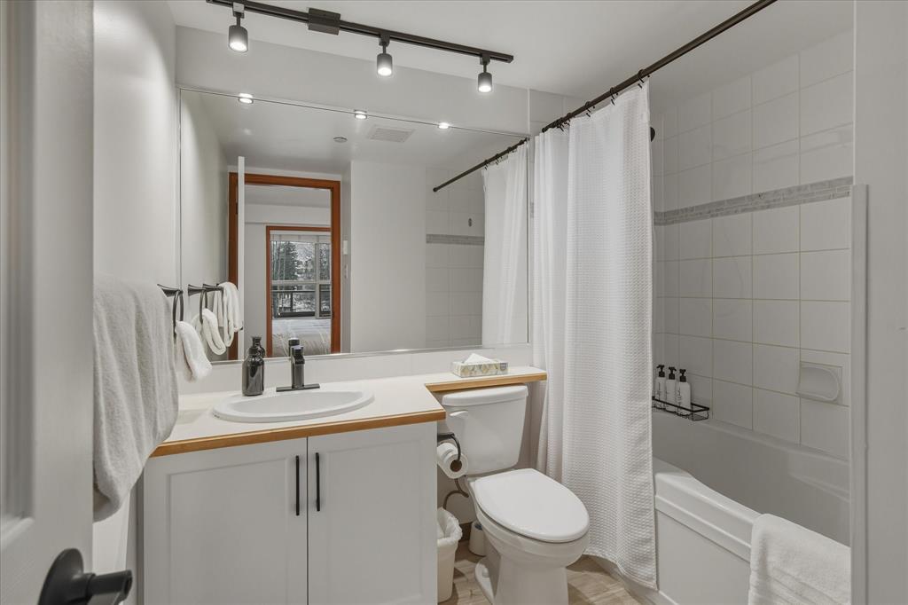 #442 – 4800 Spearhead Drive