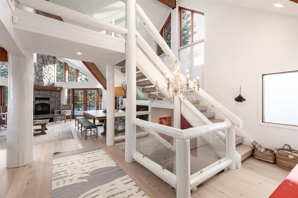 8162 Muirfield Crescent