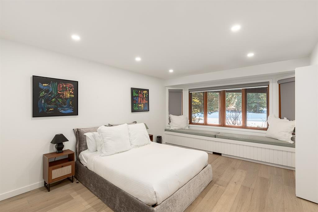 8162 Muirfield Crescent