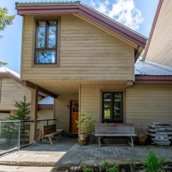 #36 – 6125 Eagle Drive