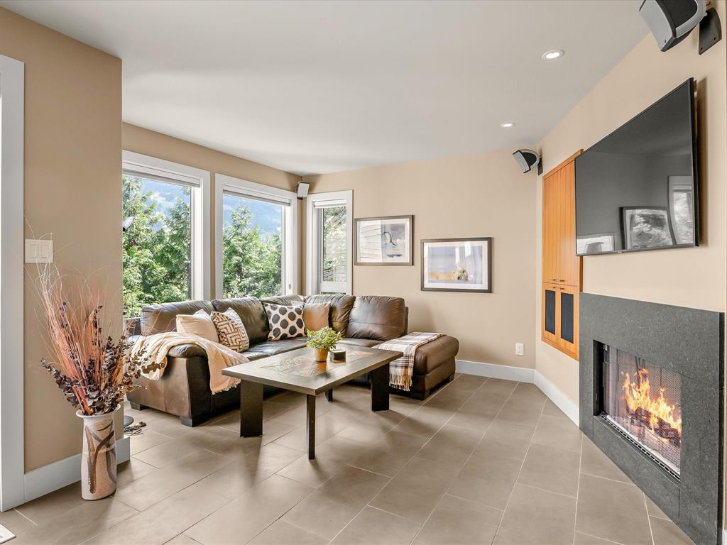 #36 – 6125 Eagle Drive