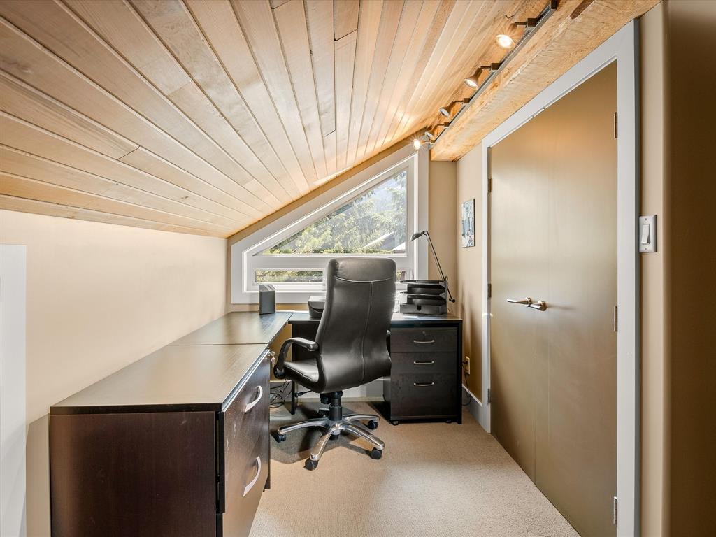 #36 – 6125 Eagle Drive