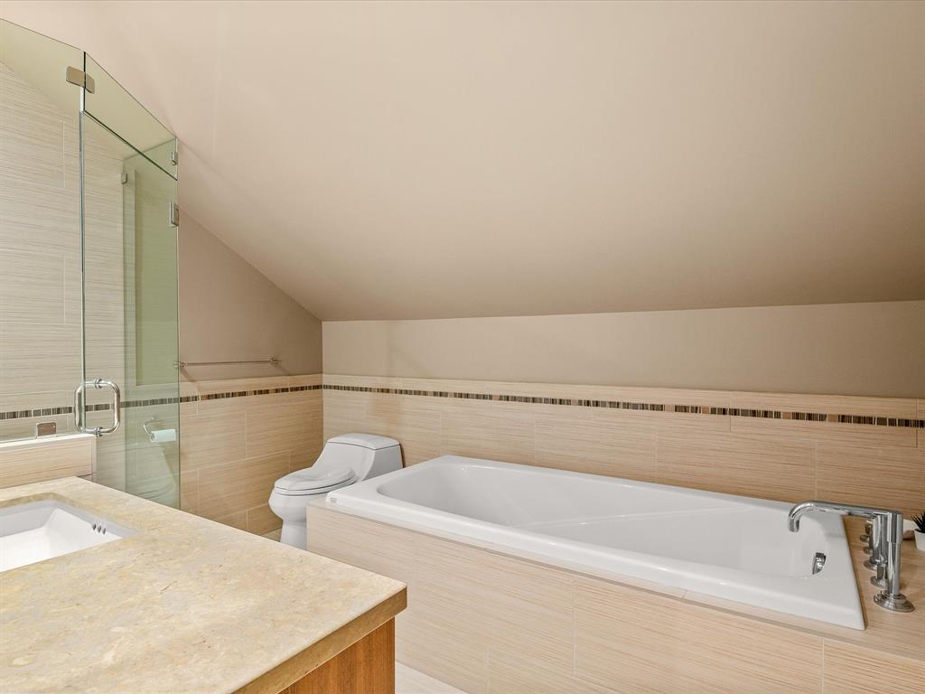 #36 – 6125 Eagle Drive