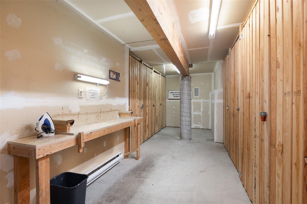 #216 – 3070 Hillcrest Drive