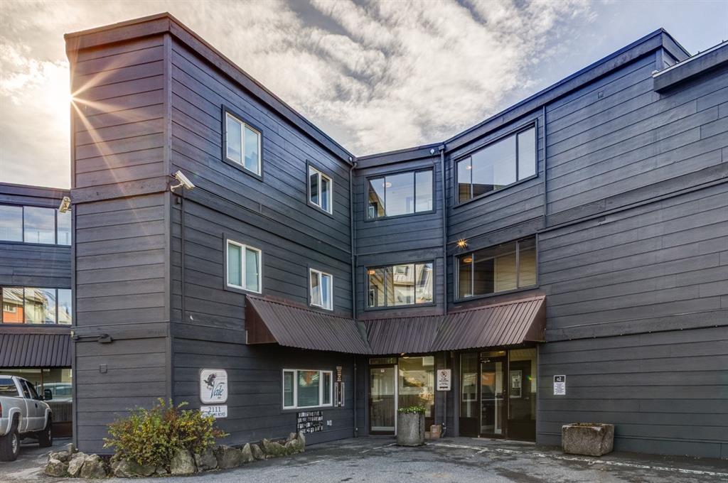 #318 – 2111 Whistler Road