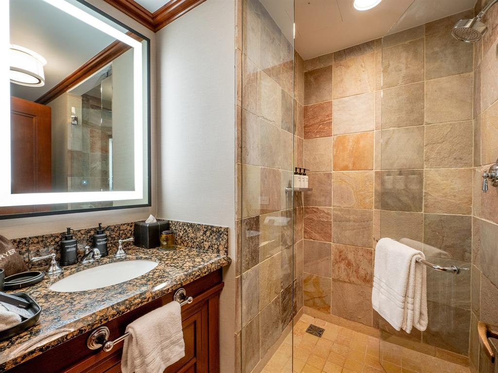 #539 – 4591 Blackcomb Way