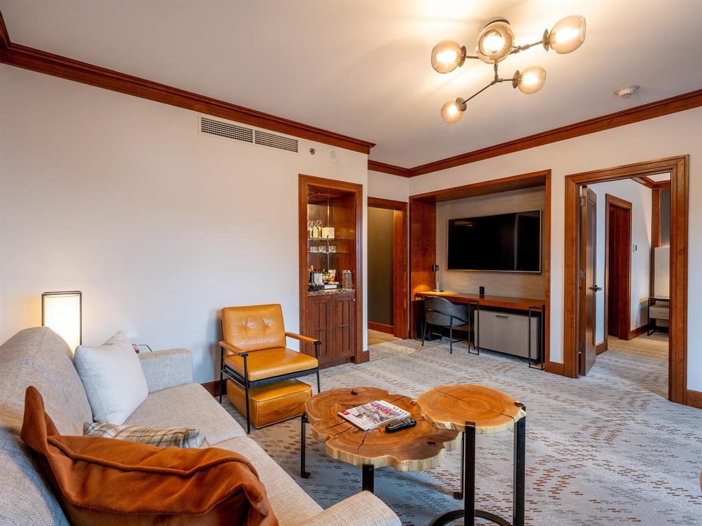 #539 – 4591 Blackcomb Way