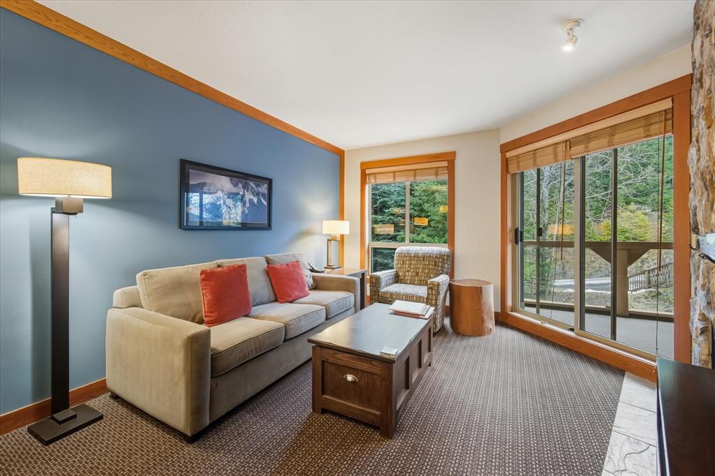 #430D – 2036 London Lane