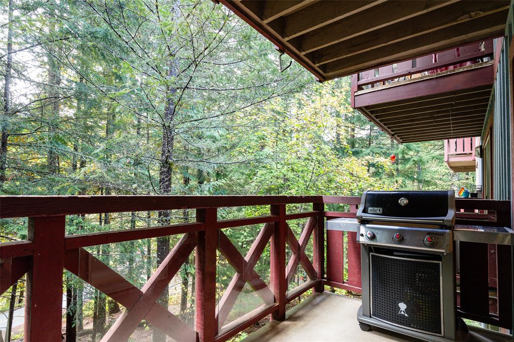 #113 – 3070 Hillcrest Drive