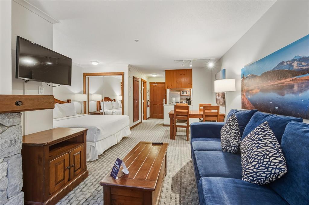 #413 – 4899 Painted Cliff Road