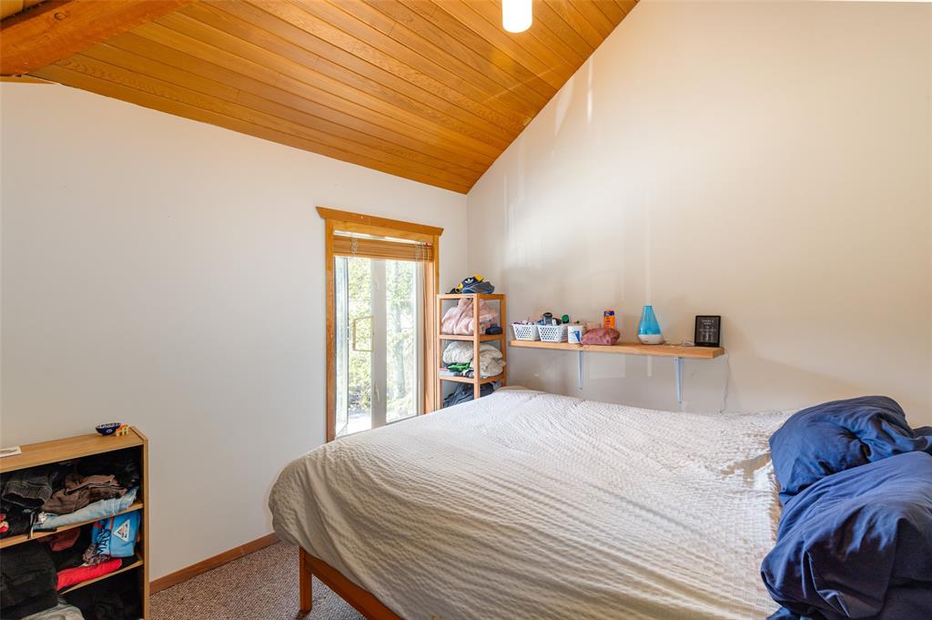 #18 – 6125 Eagle Drive