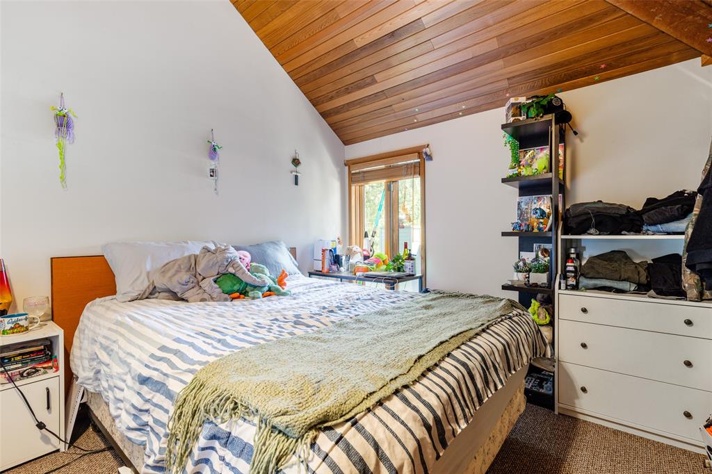 #18 – 6125 Eagle Drive