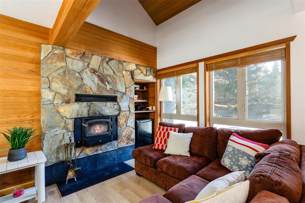 #18 – 6125 Eagle Drive